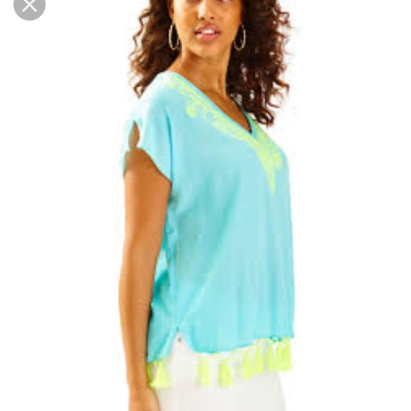 Lilly Pulitzer Kathleen Tunic - Picture 2 of 6